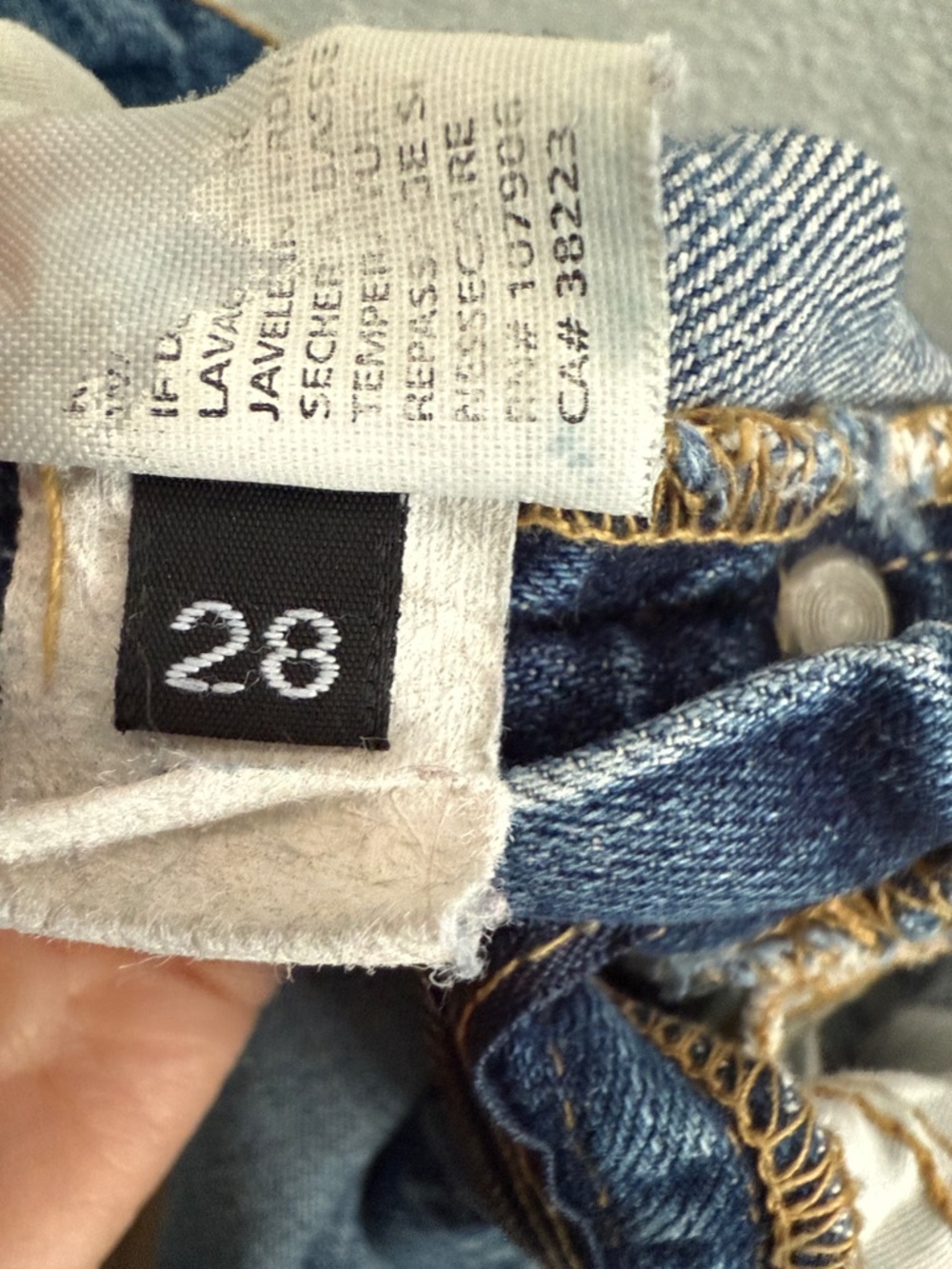 Hudson Jeans Denim Mini Skirt Size 28 Y2K Low Rise Distressed - Picture 5 of 8
